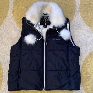 GUESS black with faux fur collar vest size M